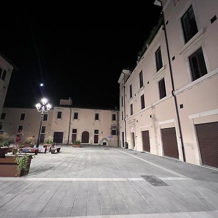 Appartement Vadolibera House à LʼAquila Extérieur photo